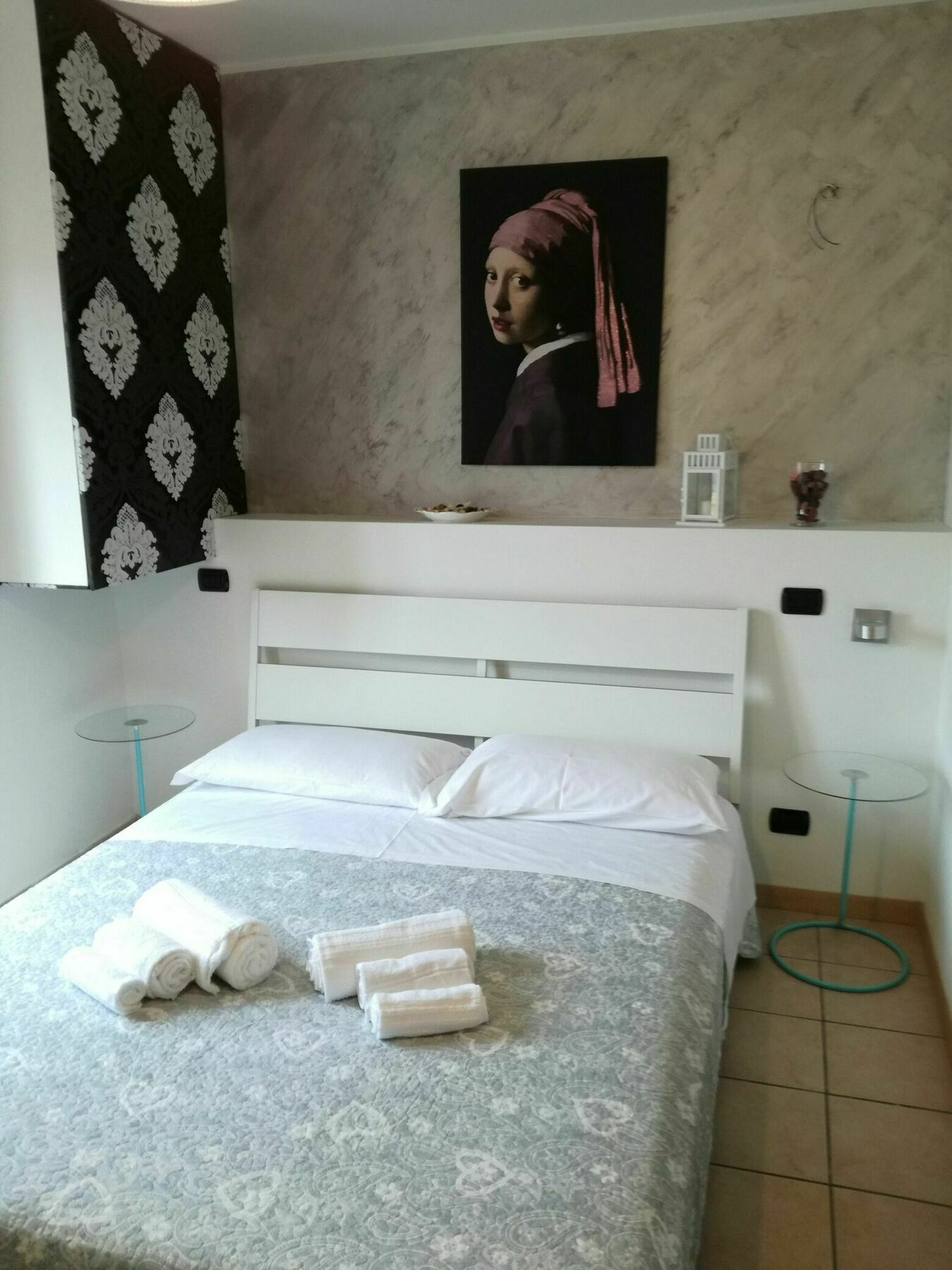 Acteaفيرونا المظهر الخارجي الصورة